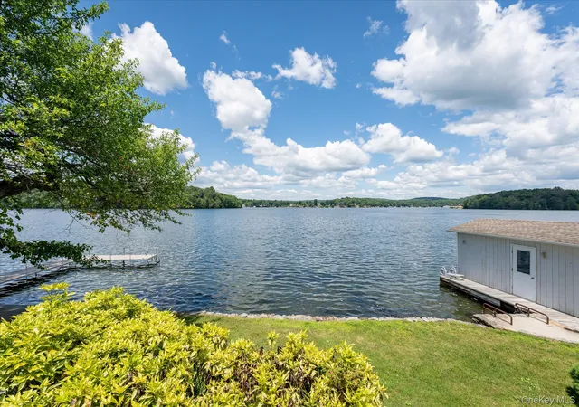 5th image of 41 Tamarack Rd, Mahopac, NY 10541 | MLS# 1017202