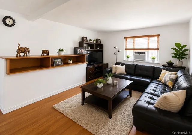 Photo 1 of House for sale at 221-51 Manor Rd #Upper, New York, NY 11427 | MLS# 1017206 | Listing updated on 2026-10-02
