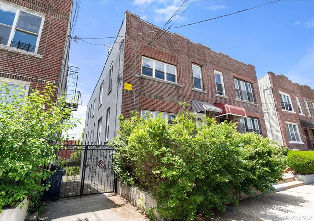 3rd image of 3321 Fish Ave, New York, NY 10469 | MLS# 1017213