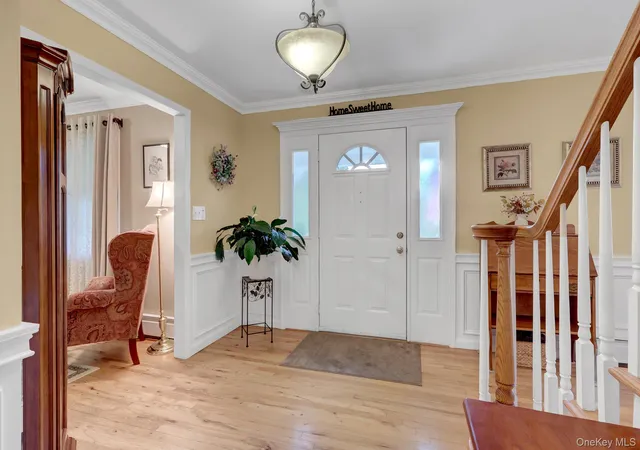 4th image of 9 Briar Path, East Setauket, NY 11733 | MLS# 1017244