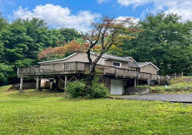 3rd image of 76 Arcadian Trl, Monroe, NY 10950 | MLS# 1017254