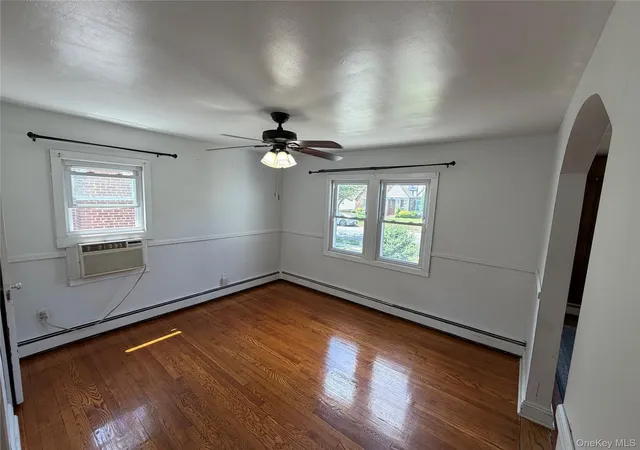 5th image of 526 N 12Th St, Hempstead, NY 11040 | MLS# 1017274