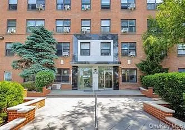 2nd image of 99 40 63rd Rd #5R, Rego Park, NY 11374 | MLS# 1017278