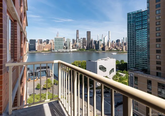 Photo 2 of Sale Pending at 4 74 48th Avenue #15E, Long Island City, NY 11109 | MLS# 1017287 | Listing updated on 2026-09-03