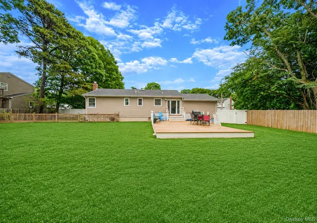 3rd image of 2 Amarr Dr, Brookhaven, NY 11967 | MLS# 1017292