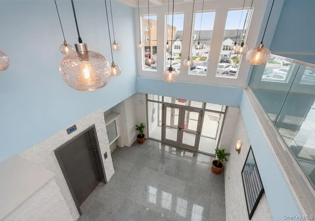 3rd image of 661 W Broadway, Long Beach, NY 11561