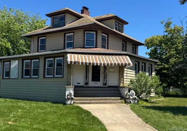 Homes for sale in Hempstead, NY | 305 Roosevelt Ave, Hempstead, NY 11520 | MLS# 1017338