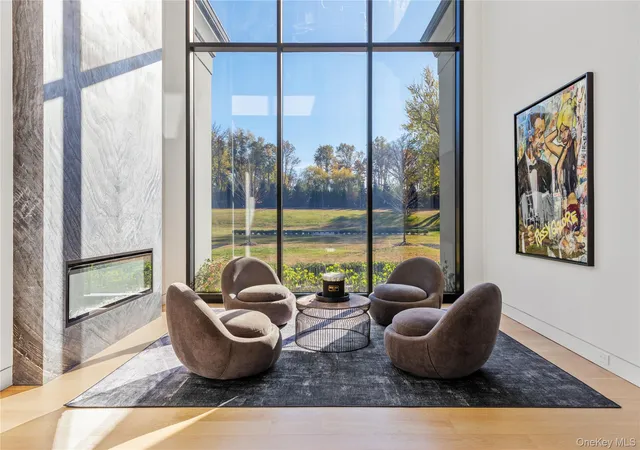 Photo 4 of Single family home for sale at 199 Lattingtown Rd, Locust Valley, NY 11560 | MLS# 1017340 | Listing updated on 2026-06-24
