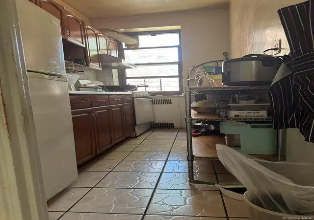 2nd image of 83 06 Vietor Ave #3B, Elmhurst, NY 11373 | MLS# 1017341