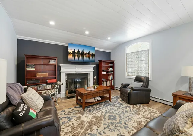 Photo 3 of Single family home for sale at 852 Jackson Ave, Hempstead, NY 11010 | MLS# 1017348 | Listing updated on 2026-10-22