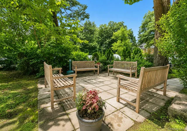 33rd image of 1344 Midland Ave #3E, Bronxville, NY 10708 | MLS# 1017359