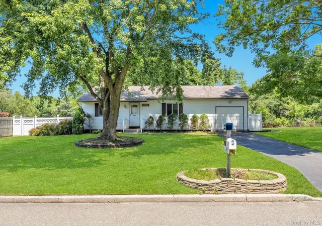 1st image of 9 Daniel Ct, Ronkonkoma, NY 11779 | MLS# 1017367