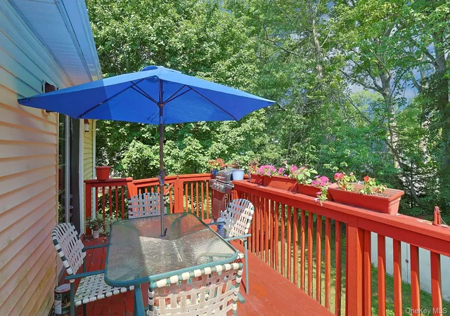 36th image of 635 Gilbert Ave, Orangetown, NY 10965 | MLS# 1017371