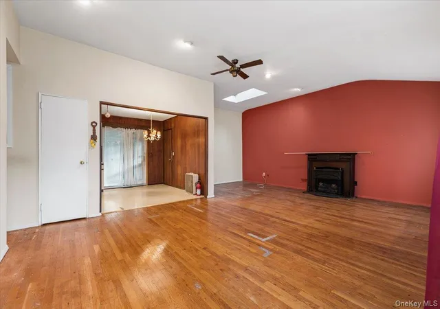 5th image of 1680 Pine Acres Blvd, Bay Shore, NY 11706 | MLS# 1017376