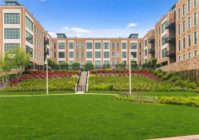 Homes for sale in Glen Cove, NY | 100 Garvies Point Rd #1316, Glen Cove, NY 11542 | MLS# 1017380