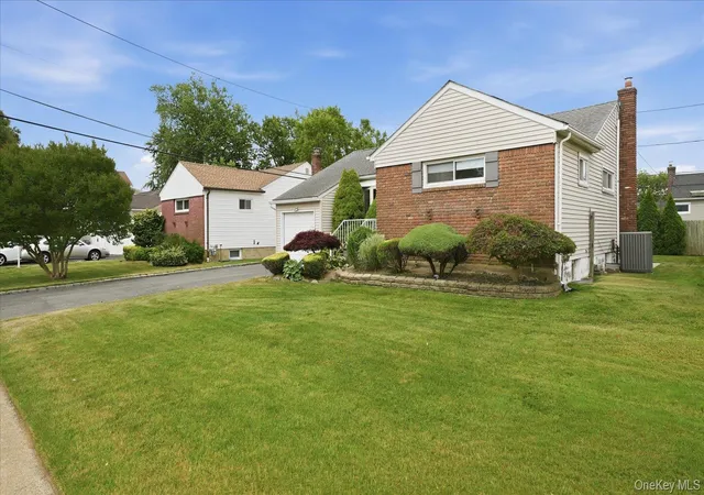 2nd image of 45 Margaret Rd, Massapequa, NY 11758 | MLS# 1017398