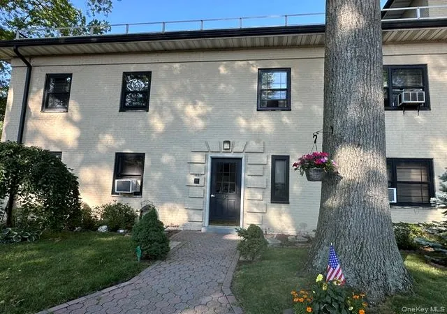 Homes for sale in Eastchester, NY | 61 Manchester Rd #A-21, Eastchester, NY 10709 | MLS# 1017401