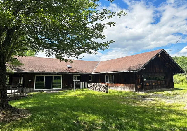 Homes for sale in Hancock, NY | 818 Methol Rd, Hancock, NY 12776 | MLS# 1017410
