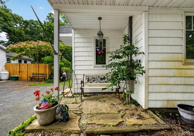 Photo 3 of Single family home for sale at 125 Keller Dr, Brookhaven, NY 11950 | MLS# 1017411 | Listing updated on 2026-09-25