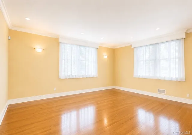 Photo 1 of House for sale at 182-12 Horace Harding Expy #1K, New York, NY 11365 | MLS# 1017419 | Listing updated on 2026-09-30