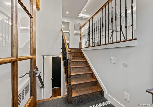 3rd image of 31 Beckett Ct, Spring Valley, NY 10977 | MLS# 1017458