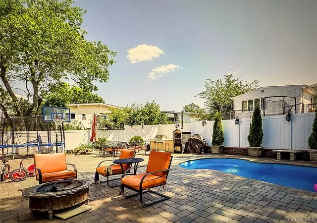 5th image of 1758 John St, Hempstead, NY 11566 | MLS# 1017474