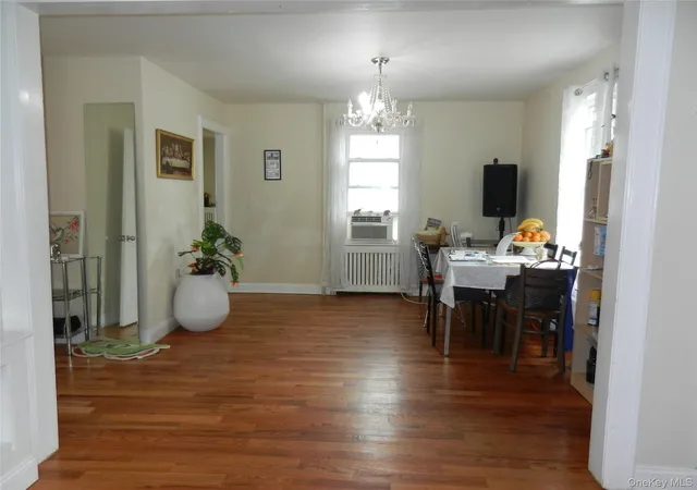 Photo 4 of Single family home for sale at 64 Avondale St, Valley Stream, NY 11581 | MLS# 1017485 | Listing updated on 2026-08-29