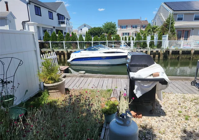 3rd image of 2777 Alder Rd, Hempstead, NY 11710 | MLS# 1017486