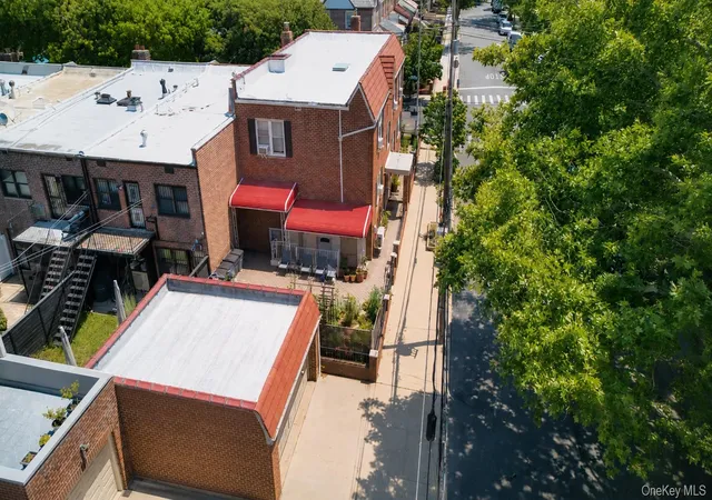 36th image of 1855 21st Dr, Astoria, NY 11105 | MLS# 1017507