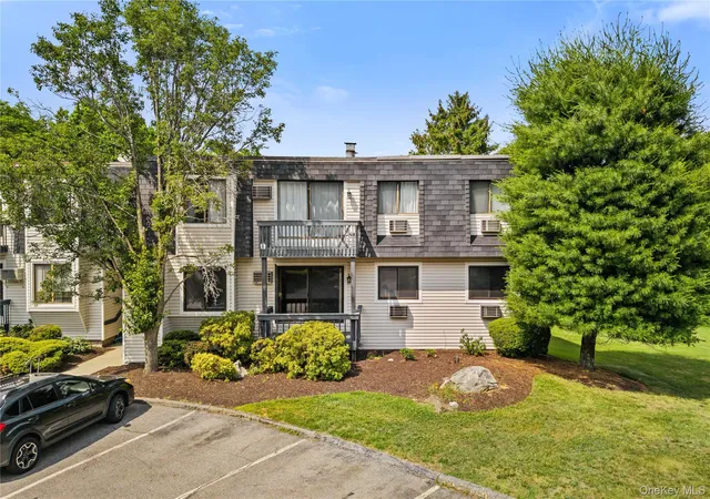 Listing Photo 2 - Condo for sale in building located at 104 Drew Ln, Carmel, NY 10512