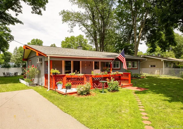 19th image of 11 Princeton, Red Hook, NY 12571 | MLS# 1017528