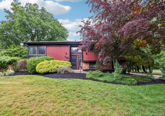 1st image of 18 Pippen Pl, New City, NY 10956 | MLS# 1017540