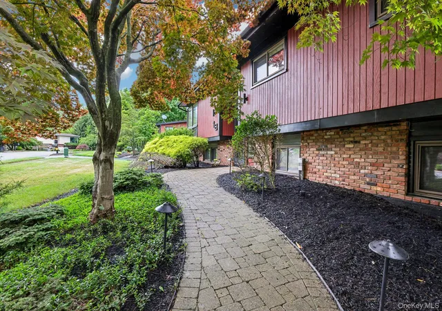 Photo 3 of Single family home for sale at 18 Pippen Pl, New City, NY 10956 | MLS# 1017540 | Listing updated on 2026-07-24