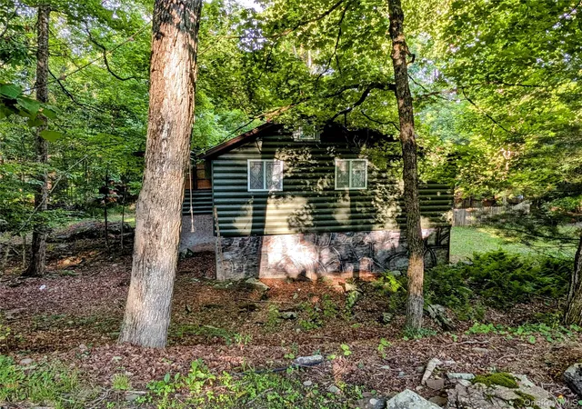 Homes for sale in Bethel, NY | 55 E Reindeer Trl, Bethel, NY 12720 | MLS# 1017632