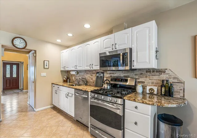 4th image of 3247 Skillman Ave, Oceanside, NY 11572 | MLS# 1017643