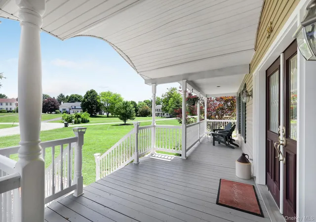 Photo 3 of Single family home for sale at 34 Stapleton Ct, Wawayanda, NY 10940 | MLS# 1017645 | Listing updated on 2026-08-16