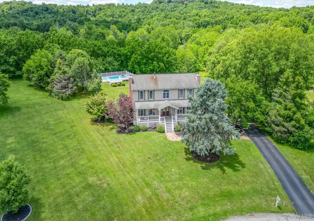 Homes for sale in Wawayanda, NY | 34 Stapleton Ct, Wawayanda, NY 10940 | MLS# 1017645