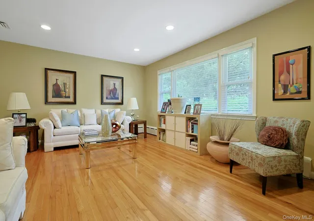 Photo 4 of Sale Pending at 7 Stewart Pl, Ramapo, NY 10977 | MLS# 1017648 | Listing updated on 2026-08-06
