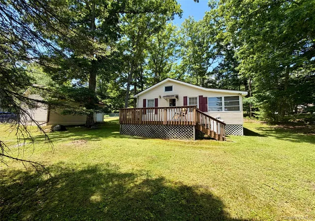 Homes for sale in Lumberland, NY | 90 Minisink Trl, Lumberland, NY 12737 | MLS# 1017653