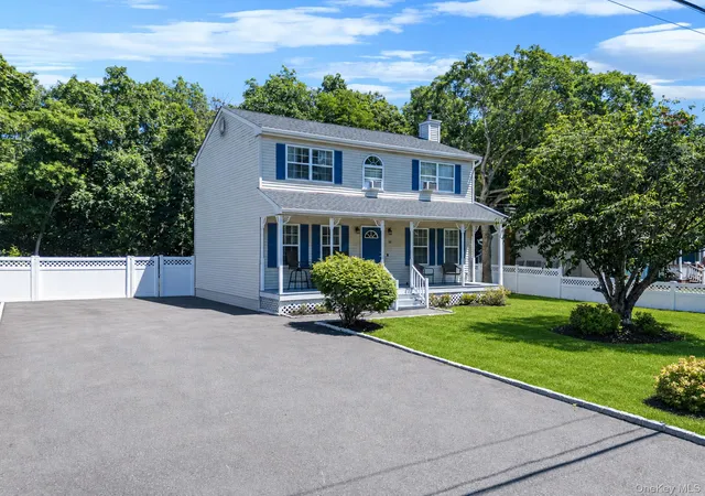 43rd image of 19 Golden Gate Dr, Shirley, NY 11967 | MLS# 1017655