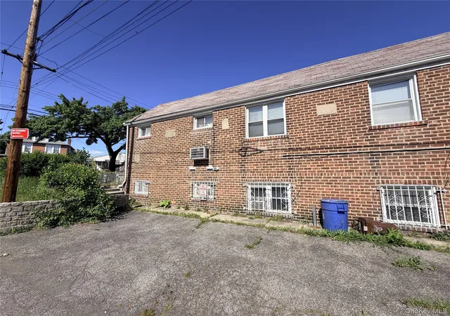 5th image of 3140 Waterbury Ave, New York, NY 10465 | MLS# 1017683