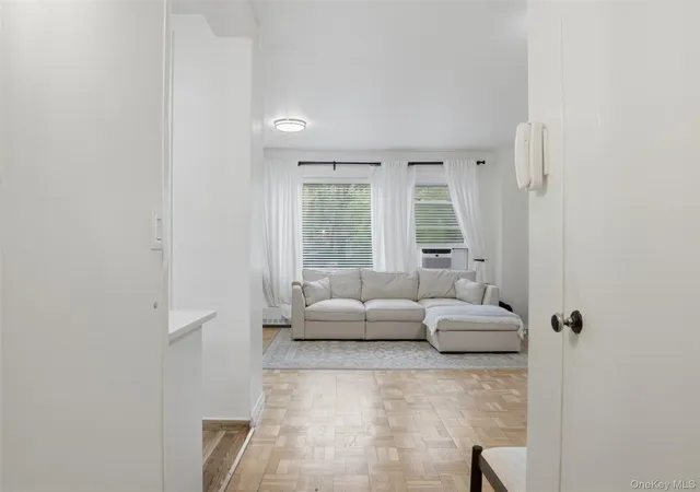 2nd image of 8 Fordham Hl Oval, New York, NY 10468