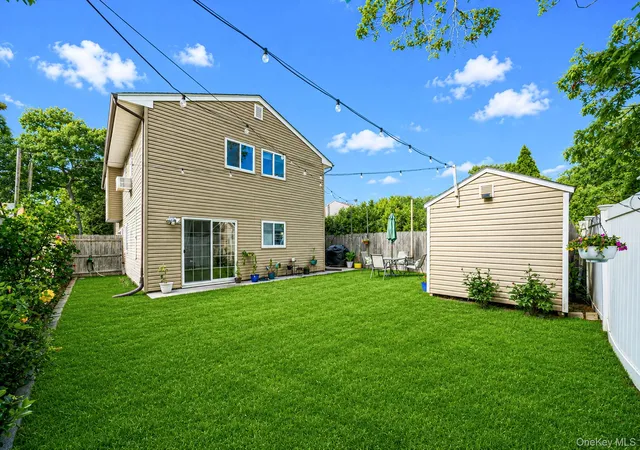 4th image of 6 Atlantic St, Holtsville, NY 11742 | MLS# 1017713