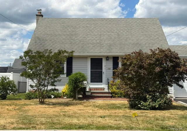 Homes for sale in Babylon, NY | 161 Van Buren St, Babylon, NY 11704 | MLS# 1017723
