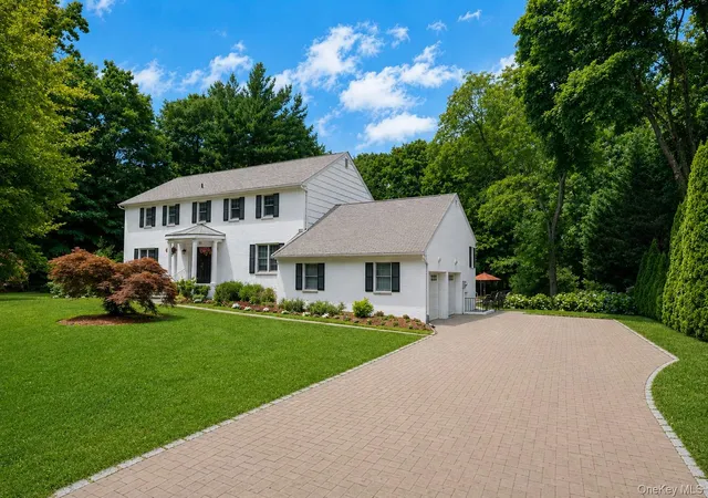 Photo 3 of Sale Pending at 16 Hearthstone Cir, Greenburgh, NY 10583 | MLS# 1017727 | Listing updated on 2026-08-07