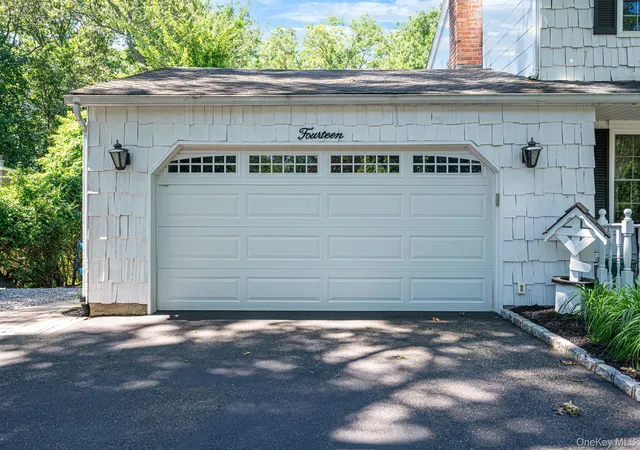 Photo 4 of Single family home for sale at 14 Sandpiper Ct, Smithtown, NY 11787 | MLS# 1017743 | Listing updated on 2026-09-20
