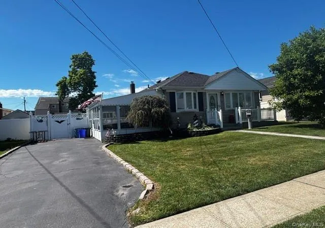 Homes for sale in Babylon, NY | 45 W Clearwater Rd, Babylon, NY 11757 | MLS# 1017755