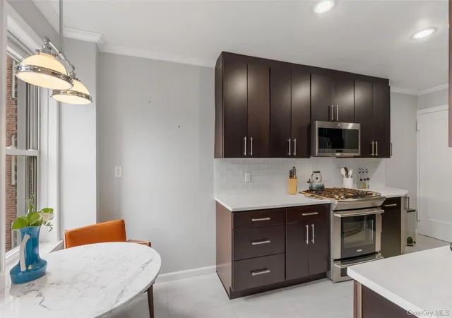 5th image of 280 Bronxville #8B, Yonkers, NY 10708 | MLS# 1017760
