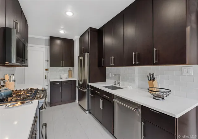 1st image of 280 Bronxville #8B, Yonkers, NY 10708 | MLS# 1017760