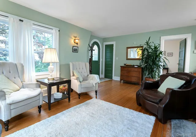 3rd image of 49 Lakeview Dr, Putnam Valley, NY 10579 | MLS# 1017774